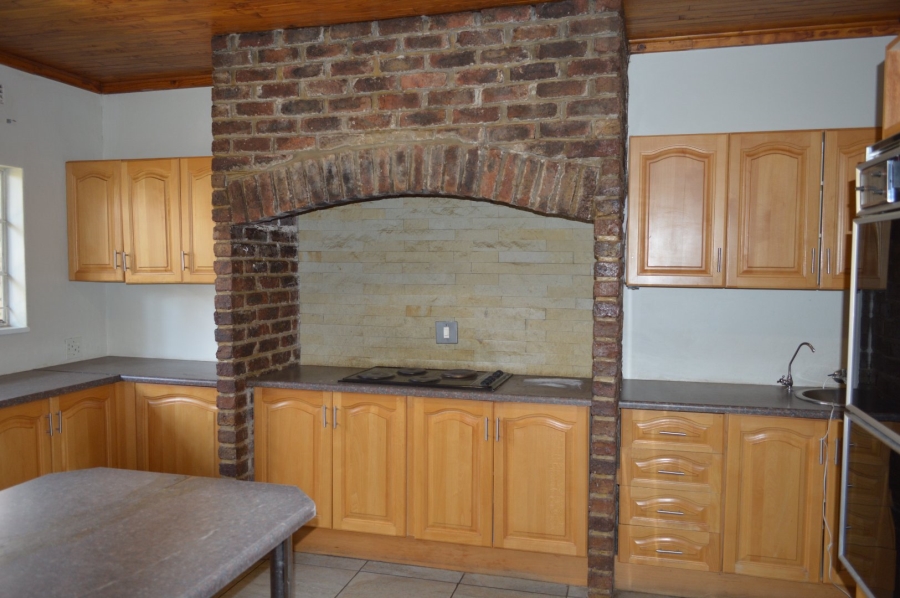 5 Bedroom Property for Sale in Flamwood North West